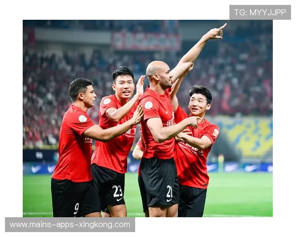 成都蓉城中场流转速度快速撬动防线